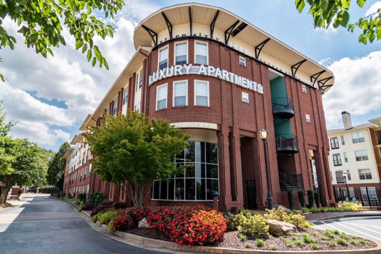 Our Midtown Atlanta apartments exterior building photo.